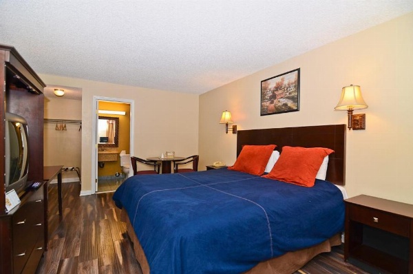 Santa Clarita Motel - Near six Flags Magic Mountain - Valencia Main image